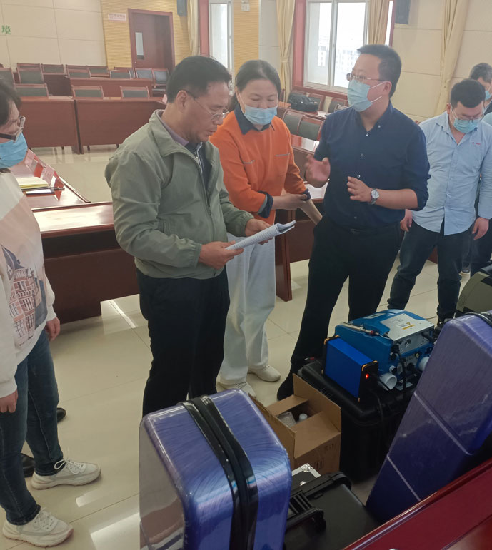 泰安市生態(tài)環(huán)境局便攜式FID監(jiān)測(cè)設(shè)備交付驗(yàn)收工作