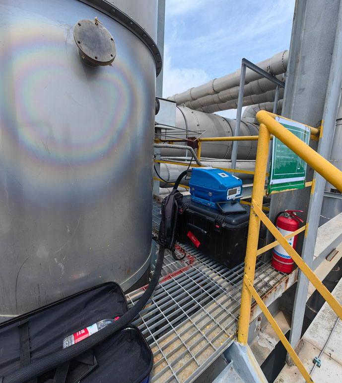 配合湖北環(huán)境監(jiān)測站進(jìn)行非甲烷總烴項(xiàng)目現(xiàn)場測試